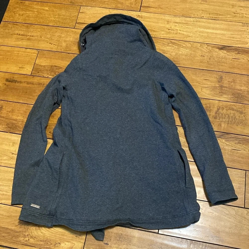 Lululemon wrap - Picture 4 of 5